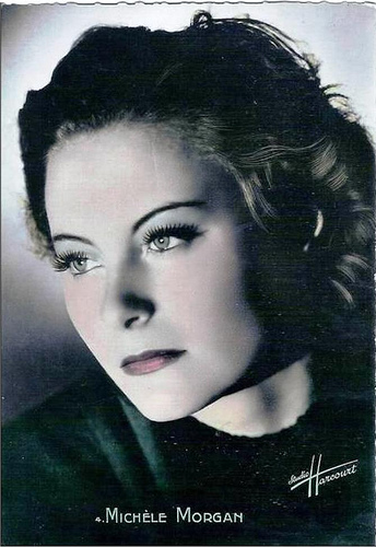 de pose qui n'auront jamais r�ussi à me faire ressembler à Michèle